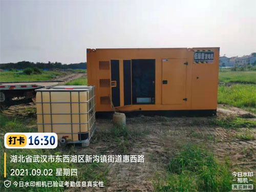 玉柴300kw發(fā)電機(jī)在東西湖靜壓樁工地施工現(xiàn)場(chǎng)圖片